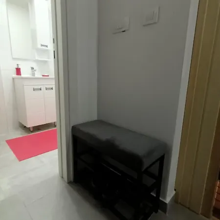 Lux Sa Saunom Ampelitsi *