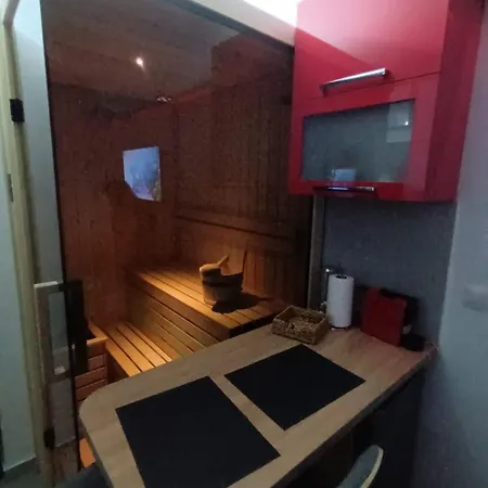 Apartmán Lux Sa Saunom Ampelitsi