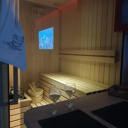 Lux Sa Saunom Ampelitsi Apartmán *