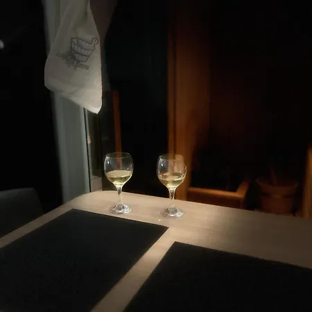 Apartmán Lux Sa Saunom Ampelitsi Ledine