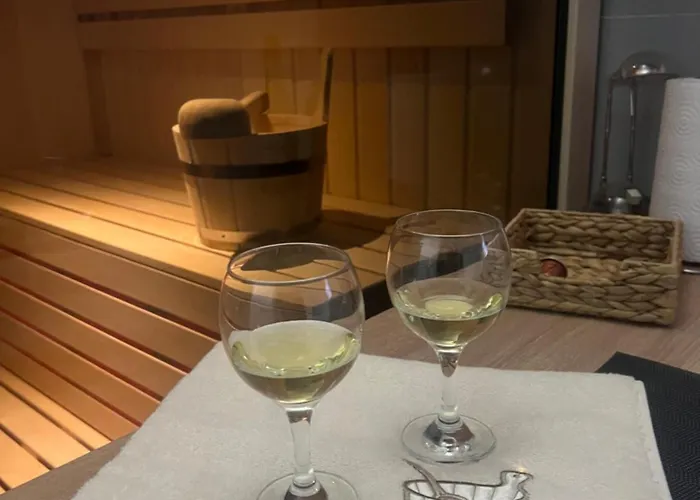 Lux Sa Saunom Ampelitsi *