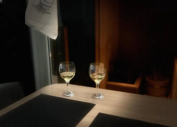 Lejlighed Lux Sa Saunom Ampelitsi Ledine