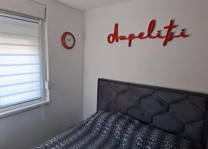 Lux Sa Saunom Ampelitsi Lejlighed Ledine