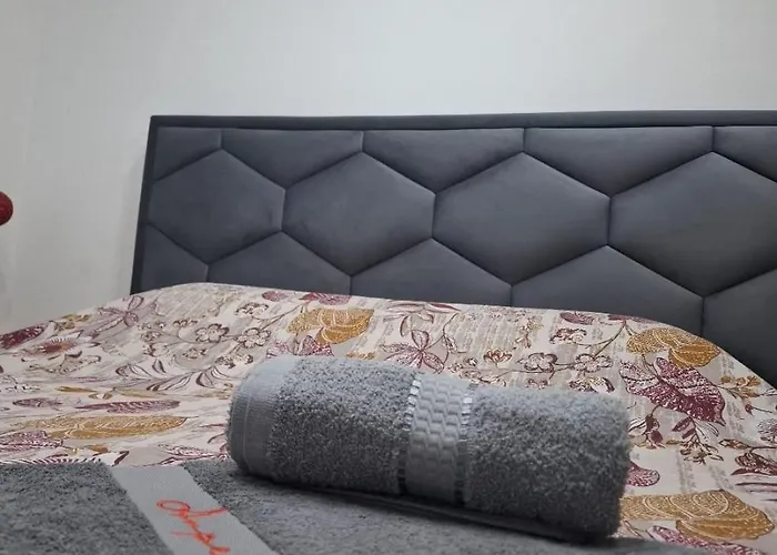 Lejlighed Lux Sa Saunom Ampelitsi *